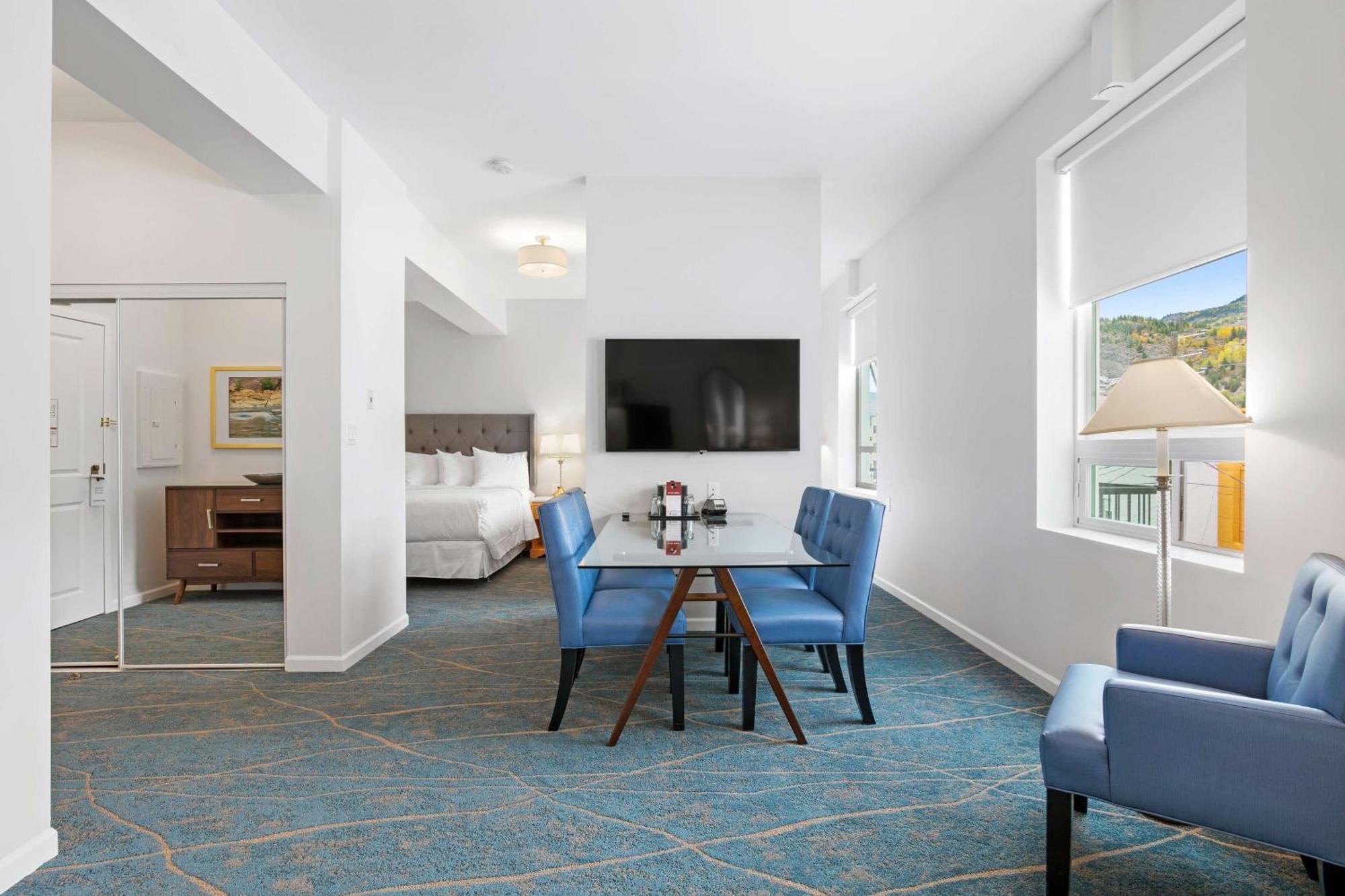Crown Columbia Hotel; BW Premier Collection Trail Екстериор снимка