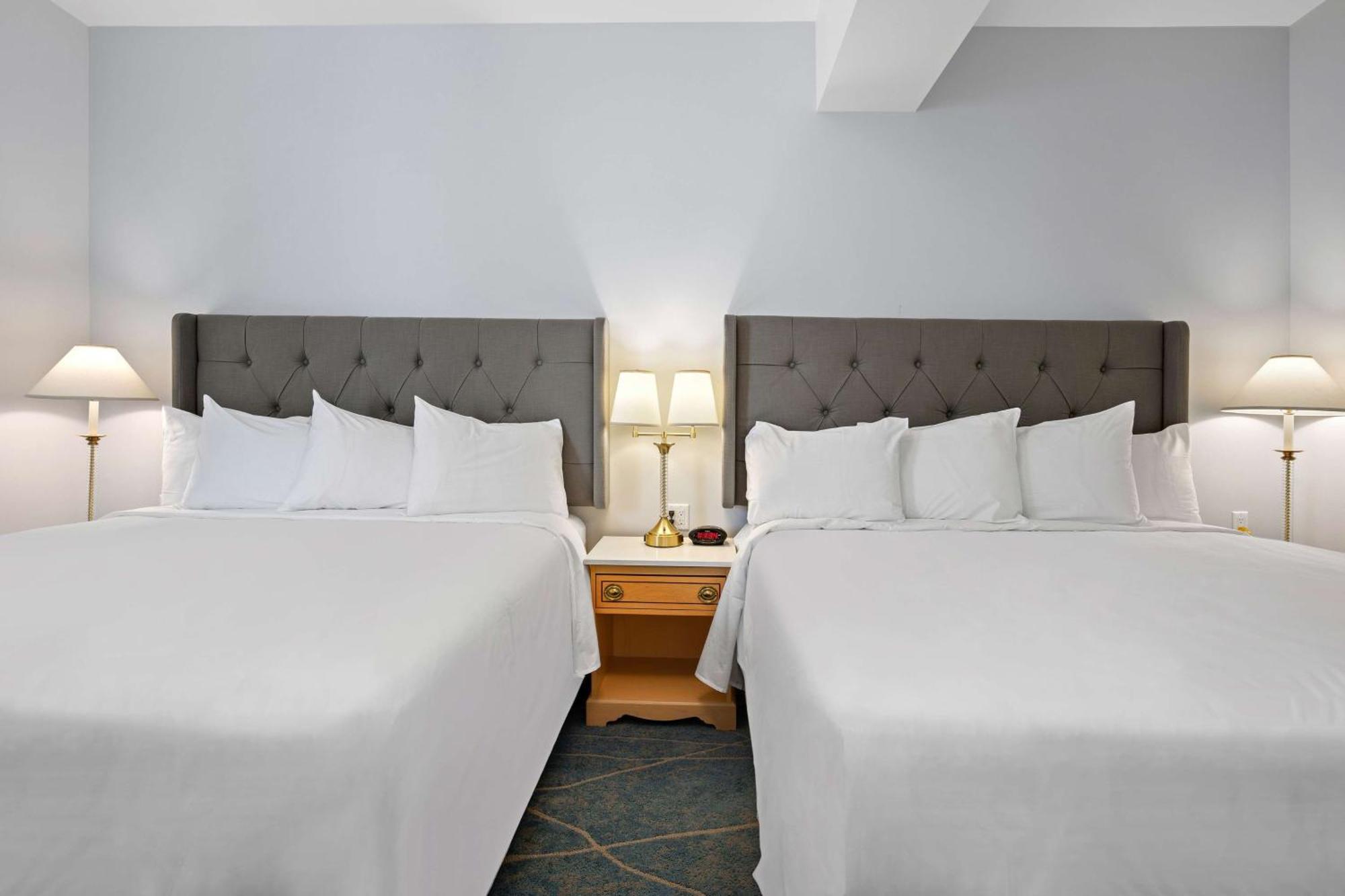 Crown Columbia Hotel; BW Premier Collection Trail Екстериор снимка