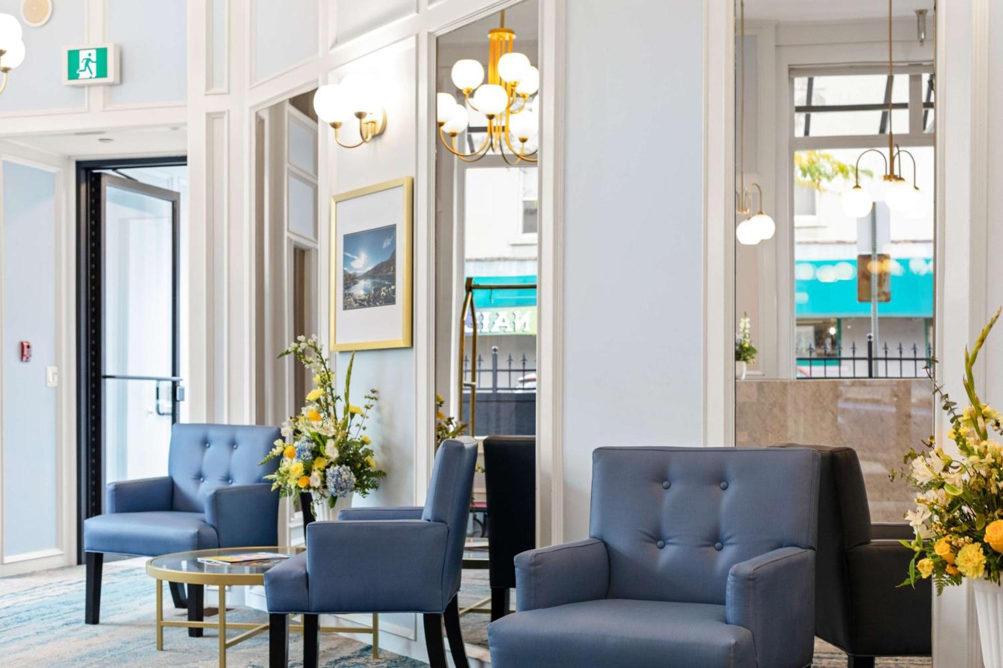 Crown Columbia Hotel; BW Premier Collection Trail Екстериор снимка