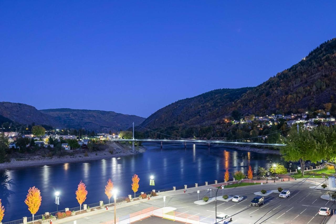 Crown Columbia Hotel; BW Premier Collection Trail Екстериор снимка