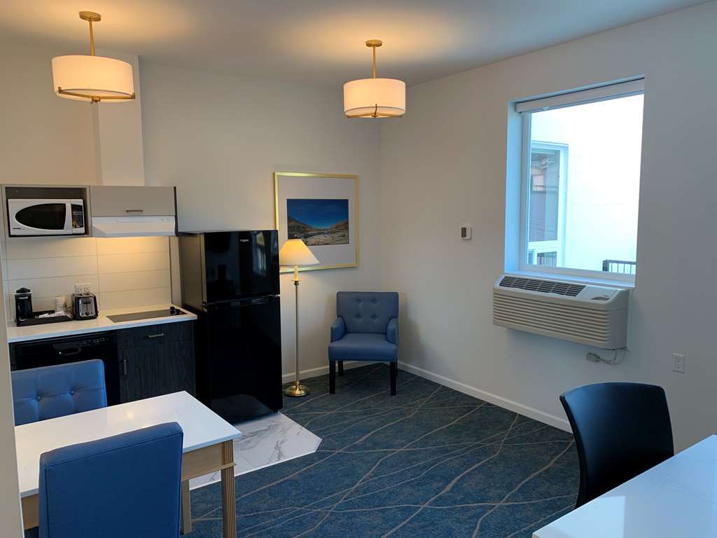 Crown Columbia Hotel; BW Premier Collection Trail Стая снимка