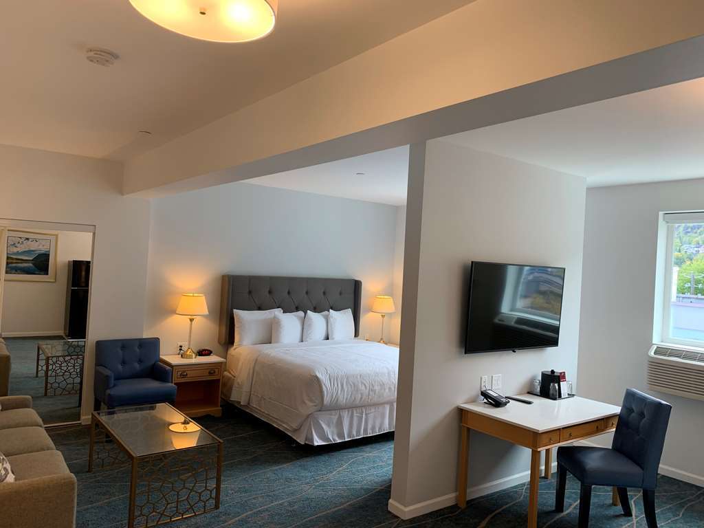Crown Columbia Hotel; BW Premier Collection Trail Стая снимка