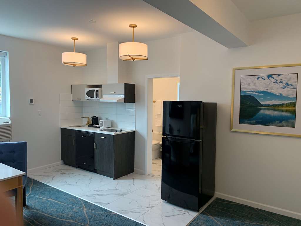 Crown Columbia Hotel; BW Premier Collection Trail Стая снимка