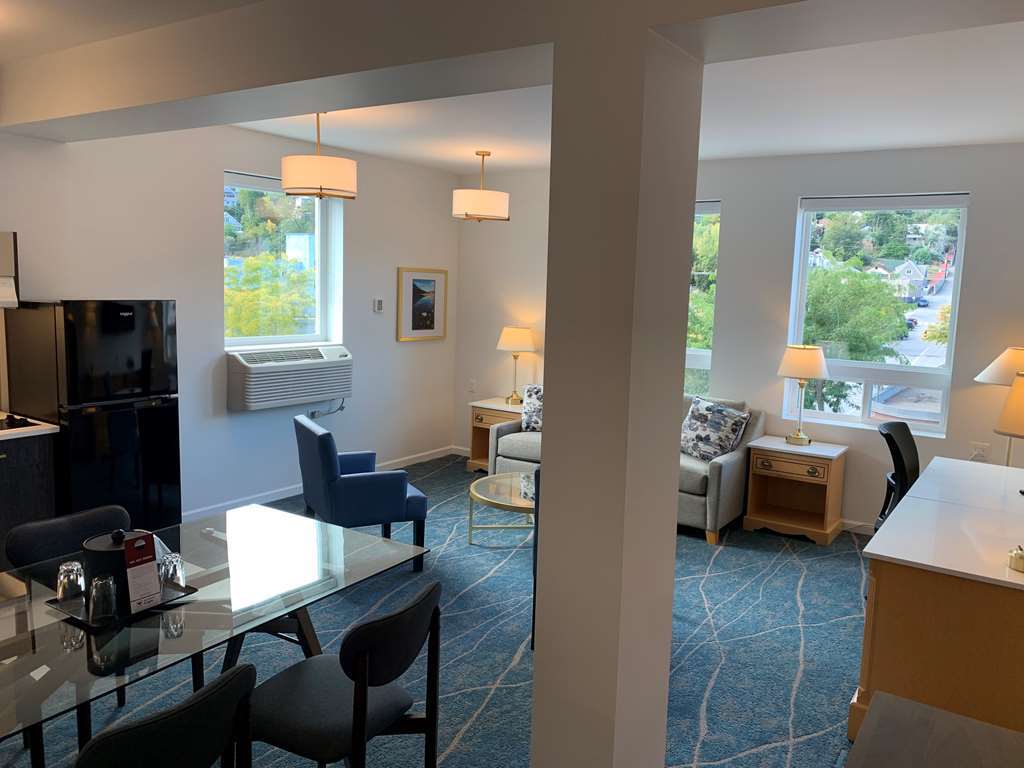 Crown Columbia Hotel; BW Premier Collection Trail Стая снимка
